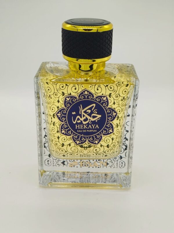 انغمسي في عالم الأناقة والجمال مع عطر "حكاية" من "FAAN"، العطر الذي يجسد الأنوثة والرقي في كل نفحة.