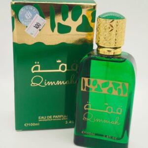 انغمسي في عالم ساحر من الأنوثة والرقي مع عطر "QIMMAH" من "LATTAFA"، العطر الذي يجسد فخامة الشرق بلمسة عصرية جذابة.