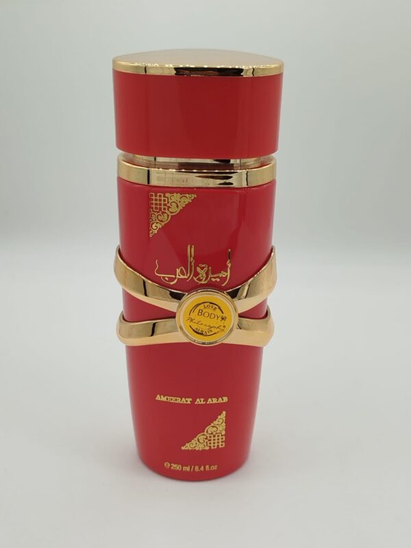 استمتع بتجربة عطرية ساحرة تأسر الحواس مع عطر "أميرة العرب" من لطافة. هذا العطر الأنثوي الراقي يجمع بين سحر الأنوثة وجاذبية العطور الشرقية، ليعكس شخصيتكِ الملكية والمميزة.